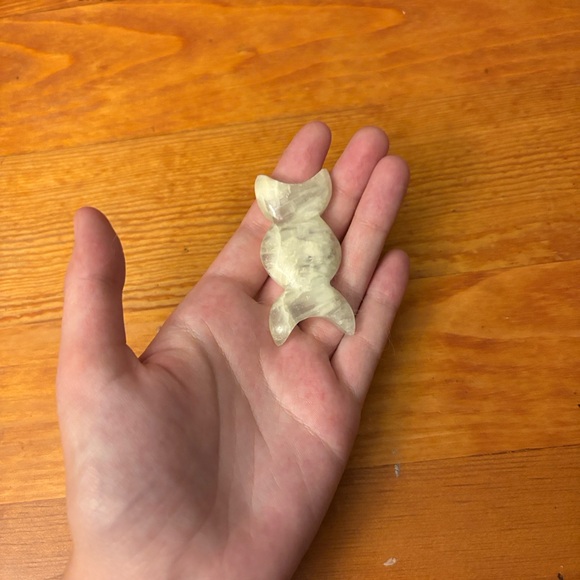 White and black triple moon symbol crystal stones - Picture 9 of 10